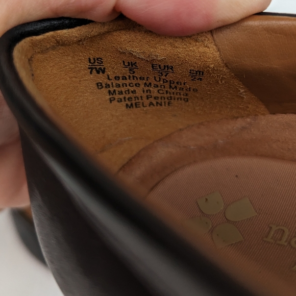 NATURALIZER Melanie black leather big buckle loafers - Picture 4 of 14